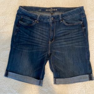 White House Black Market Bermuda Shorts, size 14